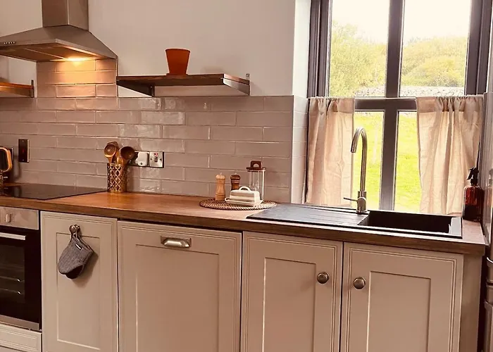 Lavender Lane Country , Furbo